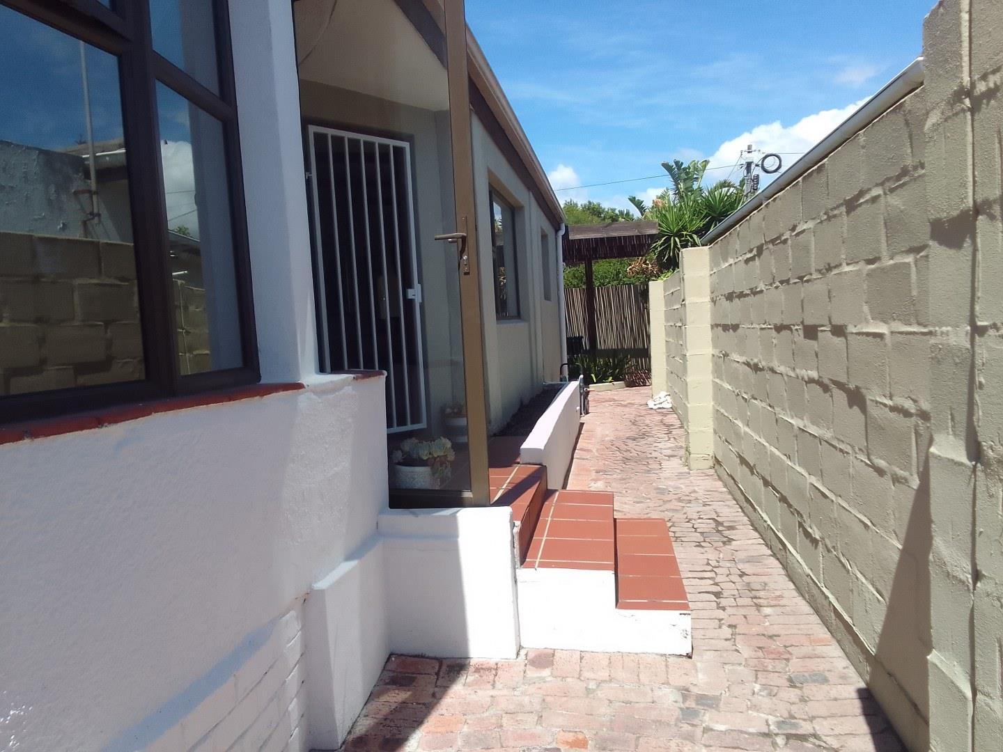 To Let 1 Bedroom Property for Rent in Milnerton Western Cape